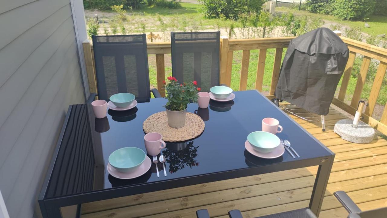 Mobilheim Herz Lauwersoog - Chalet Robbengat Εξωτερικό φωτογραφία